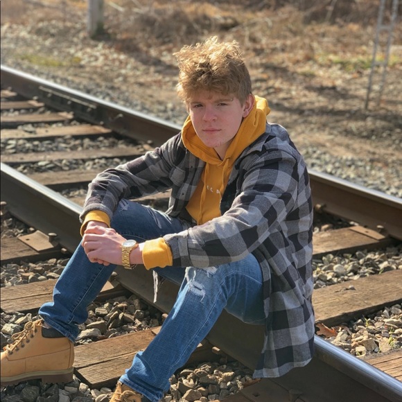 Meet your Posher, Trevor - Picture 1 of 1